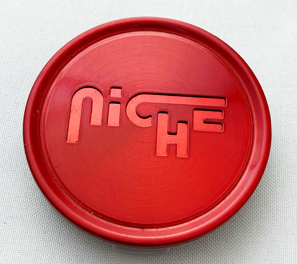 Niche 1PC NICHE 2.70" FLAT Center Cap-Red GLOSS - 1003-22QL product image